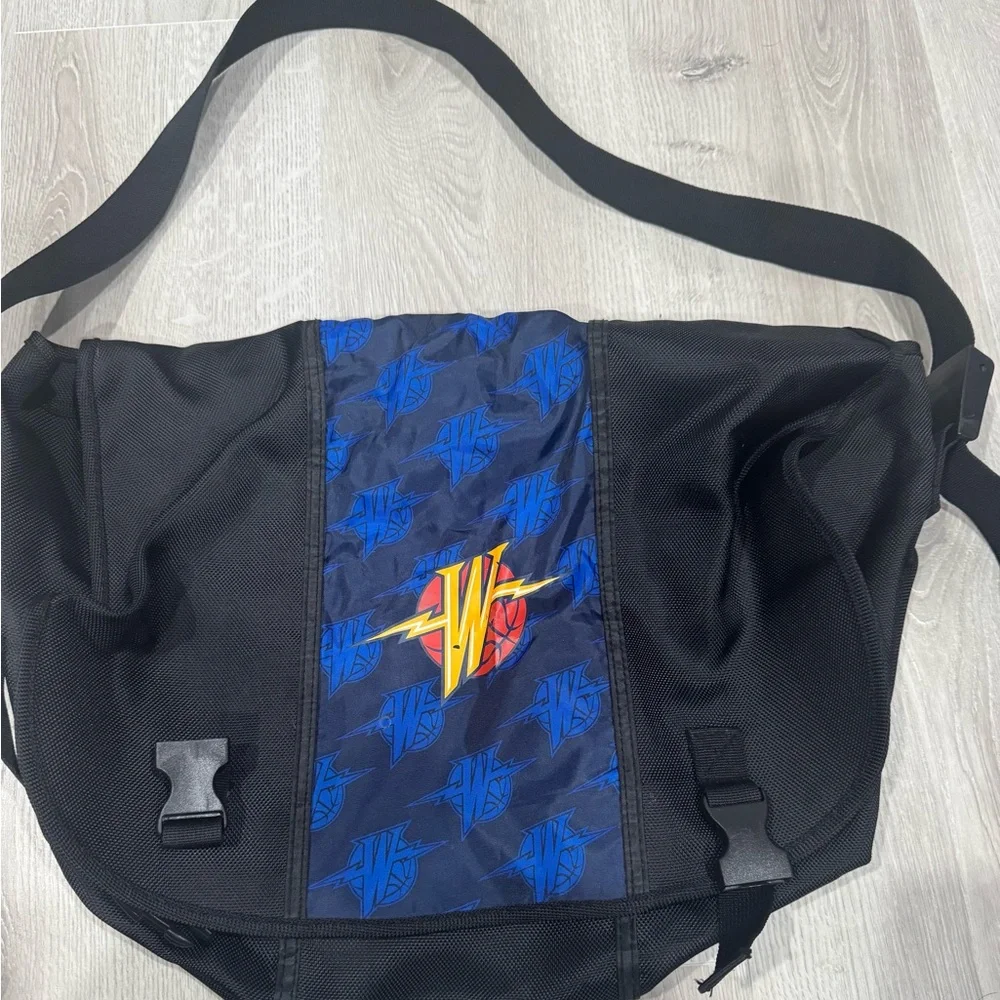 NWT Vintage | Warriors Messenger Bag